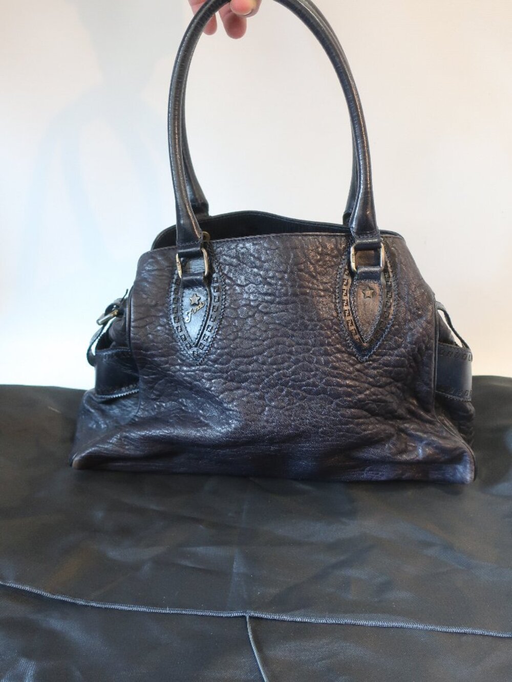 Womens Fendi Etniko Du Jour Black Pebbled Leather Handbag W/Star Hardware - Picture 1 of 16